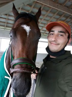 Birdrattler and Bodenheimer prepping for the morning workout