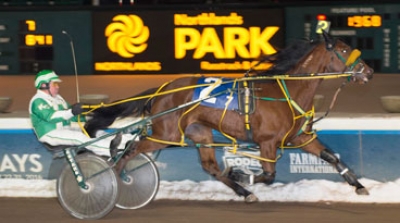 Cam Finish in the Northlands Filly Pace Elimination